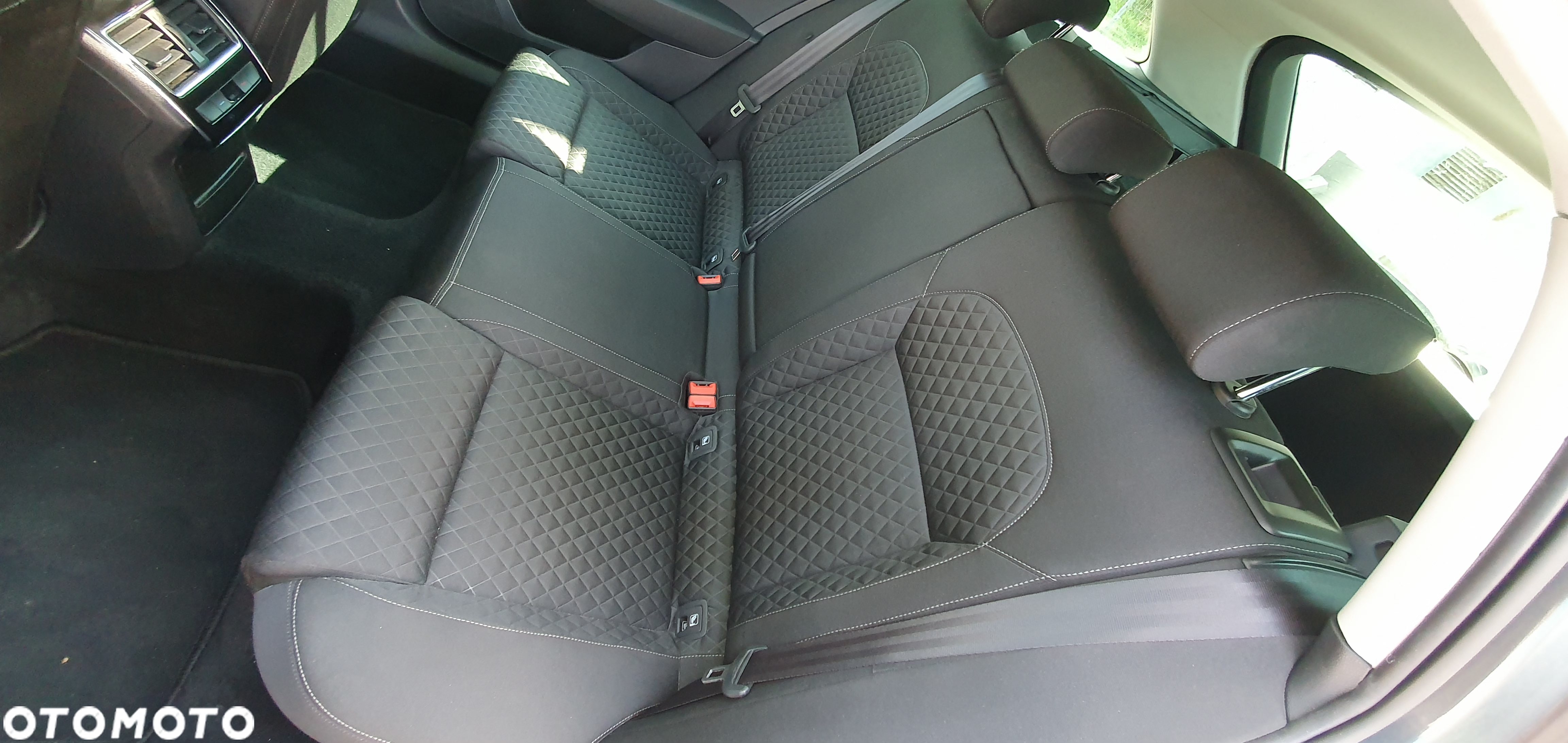 Skoda Superb 1.6 TDI Style DSG - 18