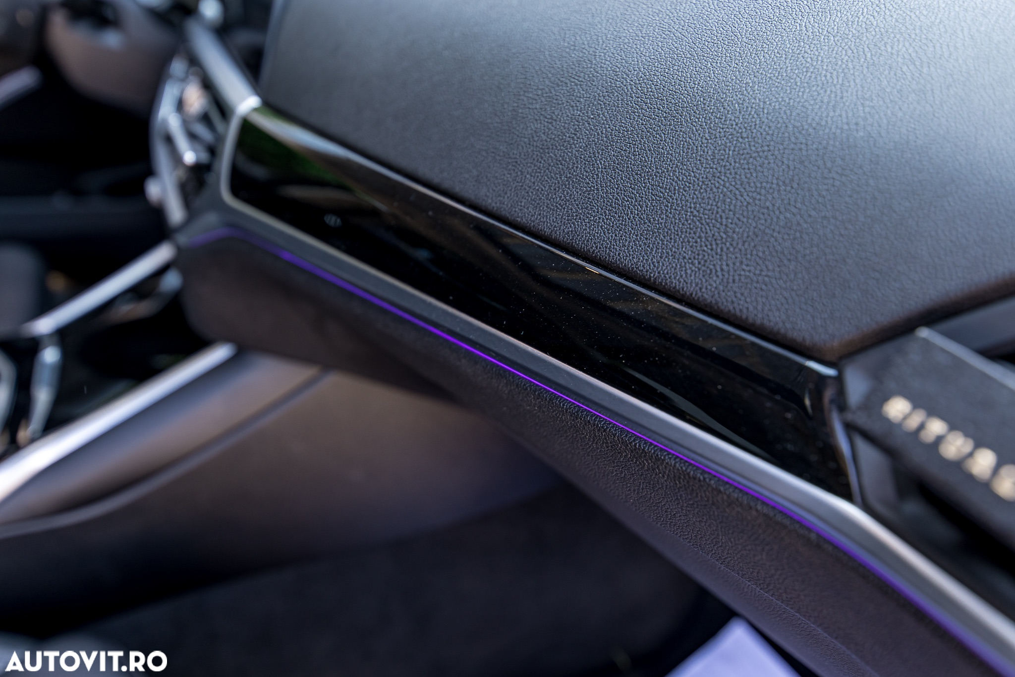BMW Seria 3 320i AT - 35