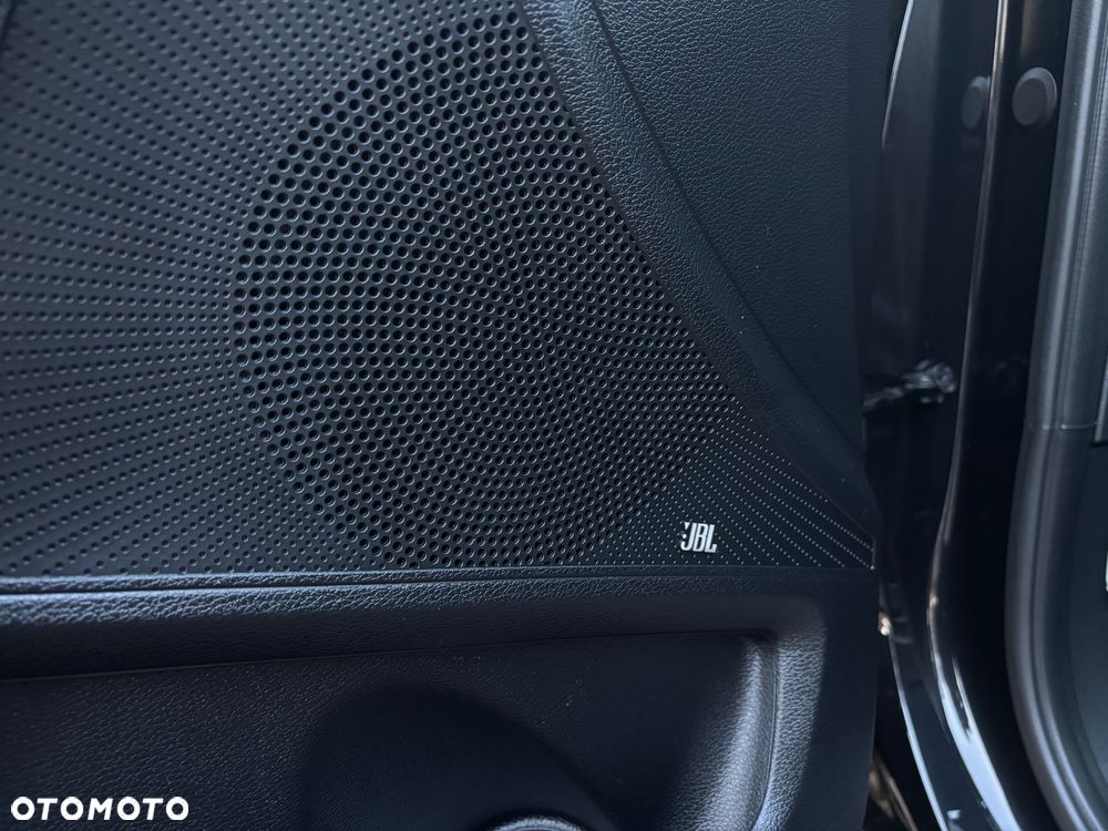 Kia Ceed 1.5 T-GDI DCT7 OPF (48V Mild Hybrid) GT Line - 37