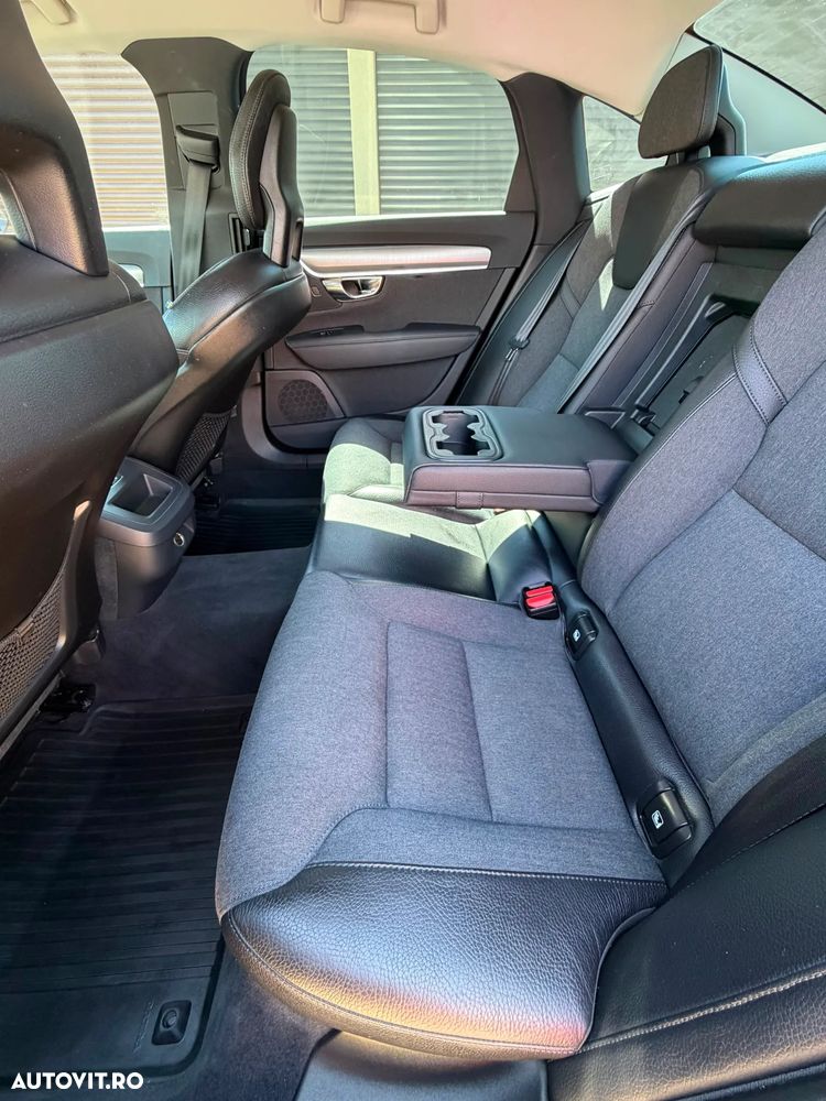 Volvo S90 - 14