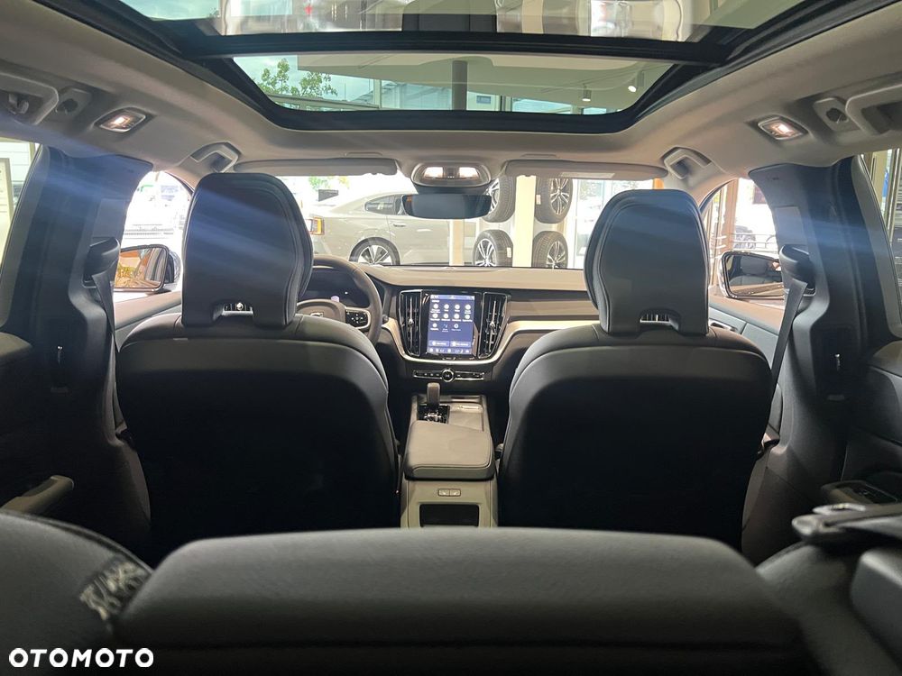 Volvo V60 B4 B Ultimate Dark - 19
