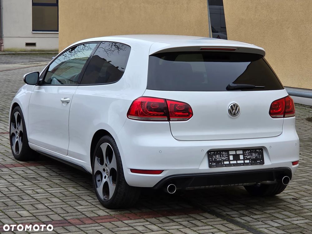 Volkswagen Golf 2.0 GTI - 5