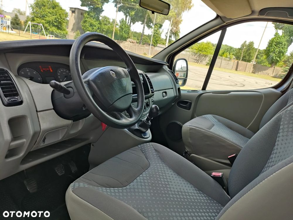 Renault Trafic brygadówka long - 10