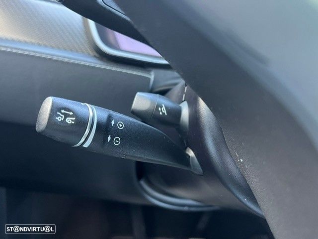 Tesla Model X - 14