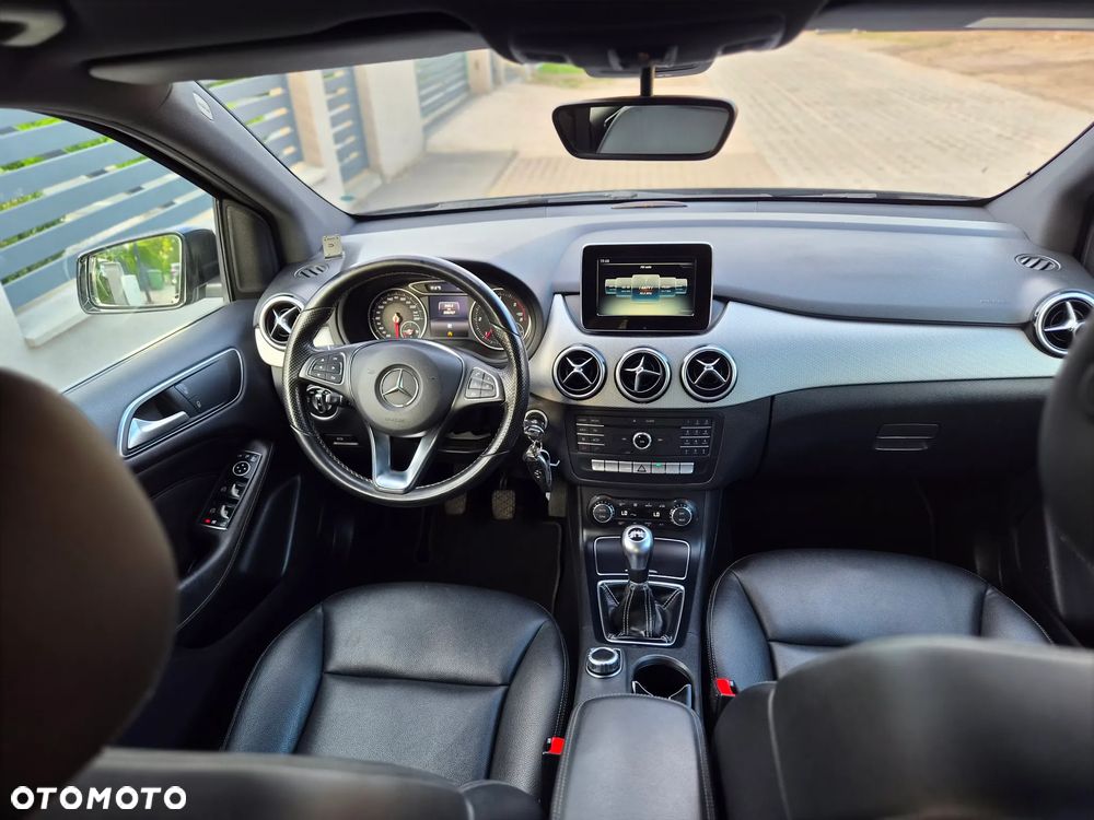 Mercedes-Benz Klasa B 180 d BlueEFFICIENCY Edition Style - 5