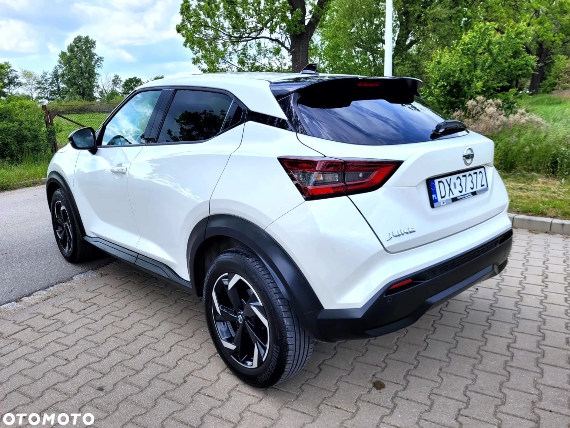 Nissan Juke 1.0 DIG-T N-Connecta - 9