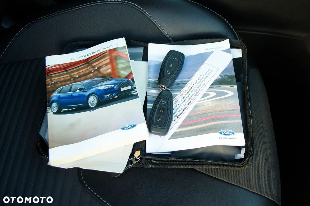 Ford Focus ver-1-0-ecoboost-titanium-x - 26