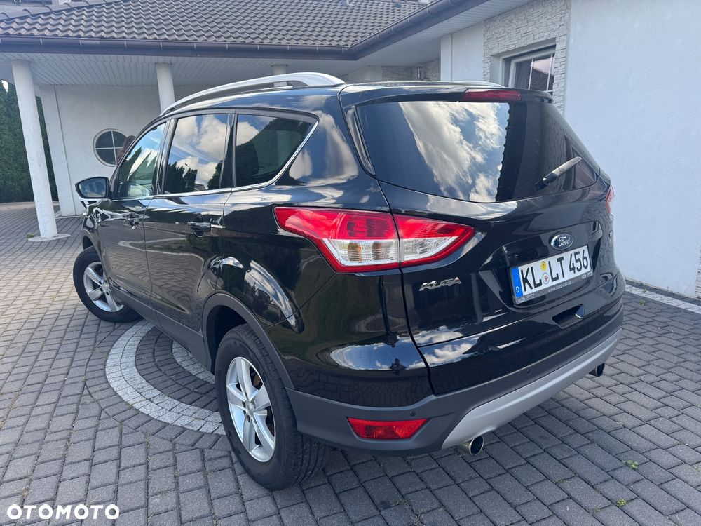 Ford Kuga 1.6 EcoBoost 2x4 Trend - 4