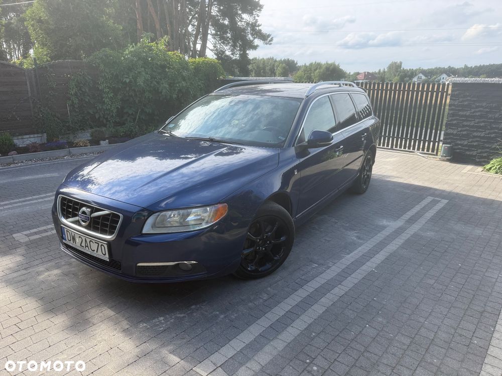 Volvo V70 D3 Ocean Race - 12