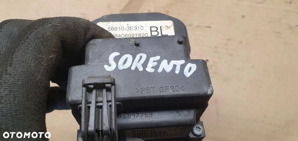 Pompa ABS sterownik Kia Sorento 58910-3E310 0273004660 - 9