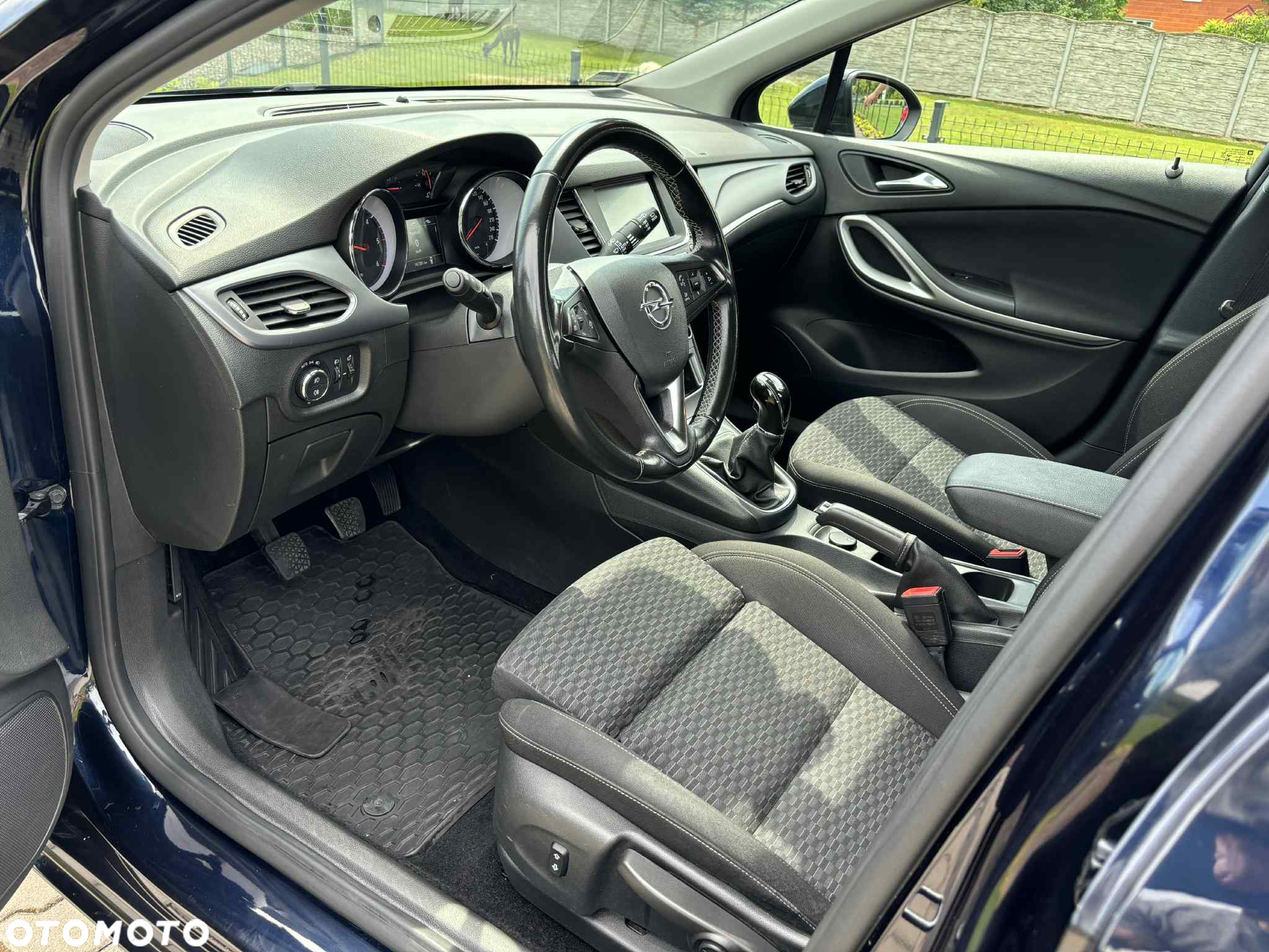 Opel Astra V 1.6 CDTI Enjoy - 9
