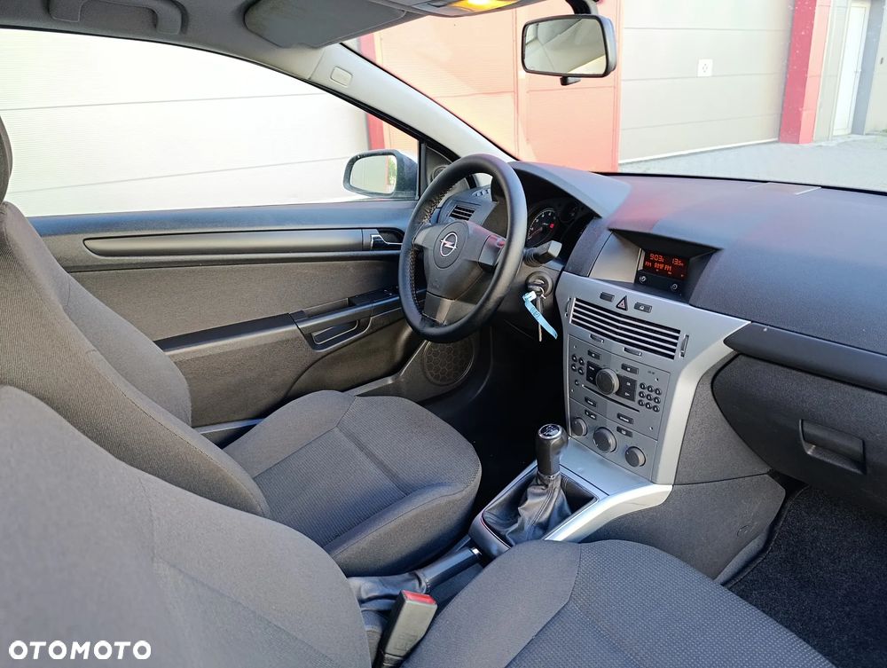Opel Astra 1.4 GL - 26
