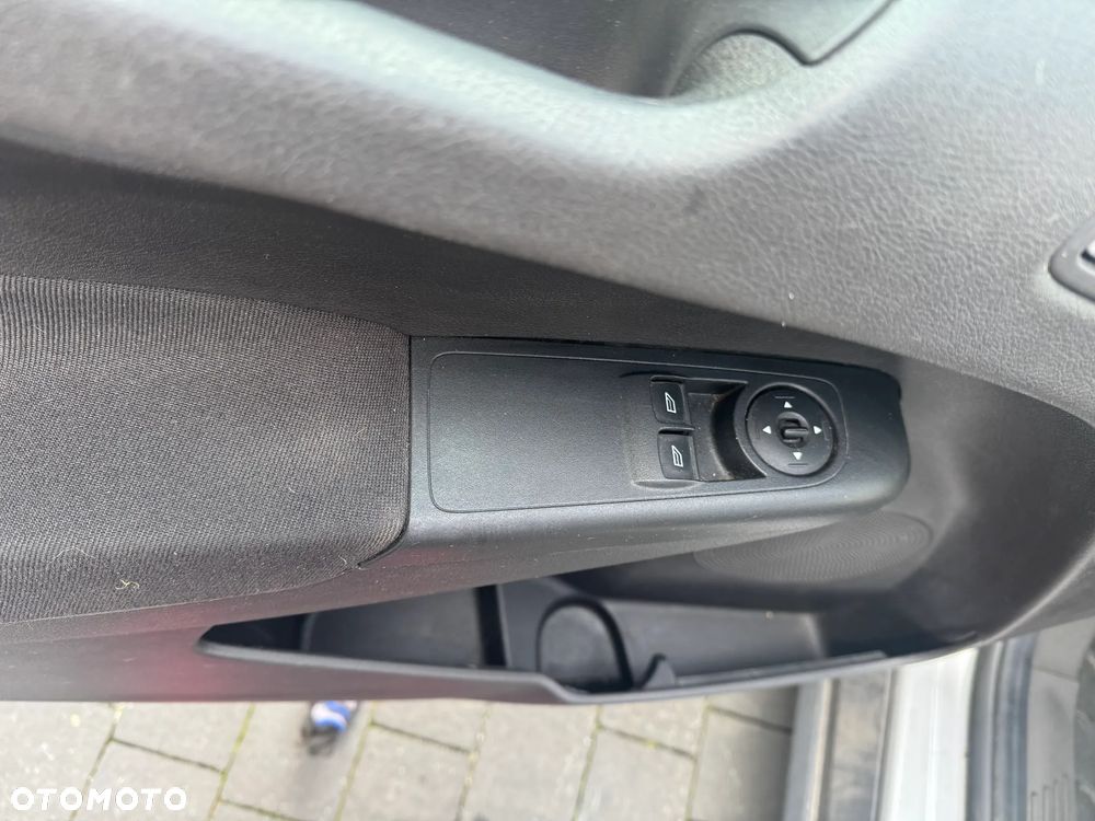 Ford TRANSIT COURIER - 13