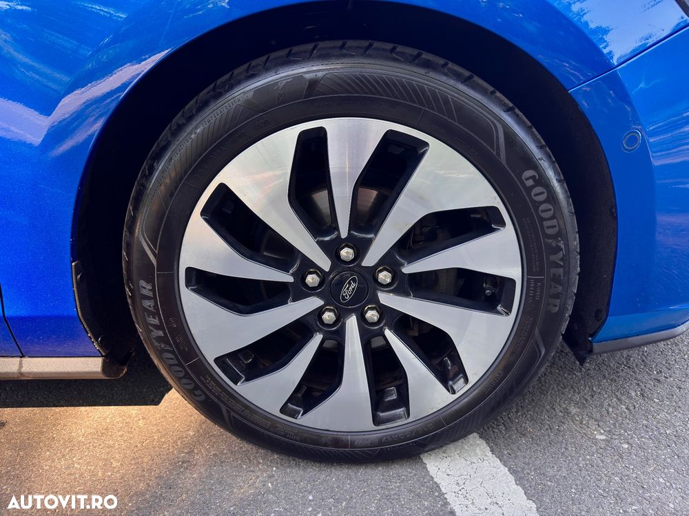 Ford Focus - 34