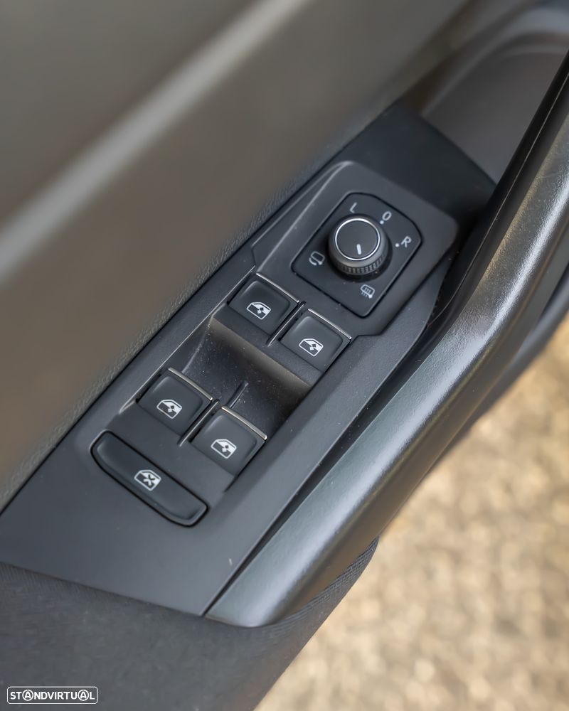 VW Taigo 1.0 TSI OPF DSG R-Line - 32