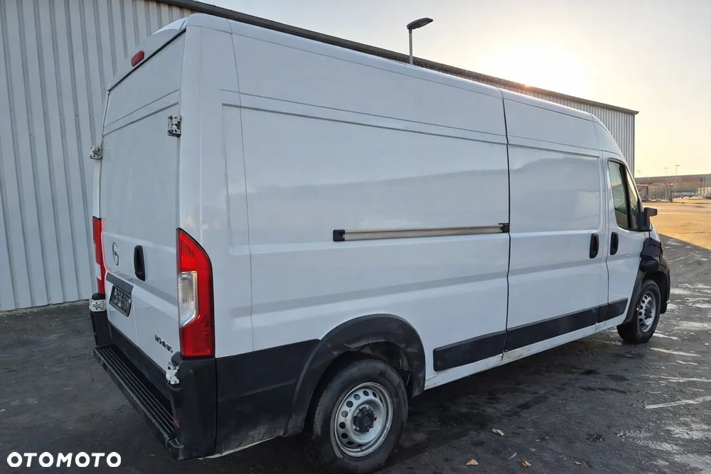 Opel Movano - 1