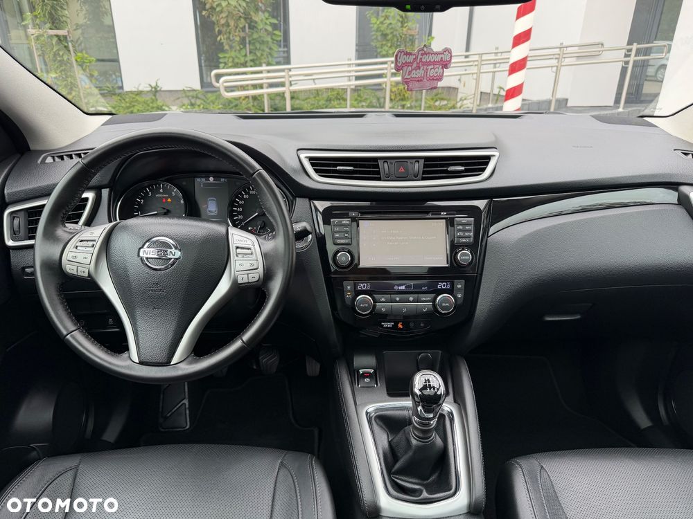 Nissan Qashqai 1.6 DIG-T 360 - 25