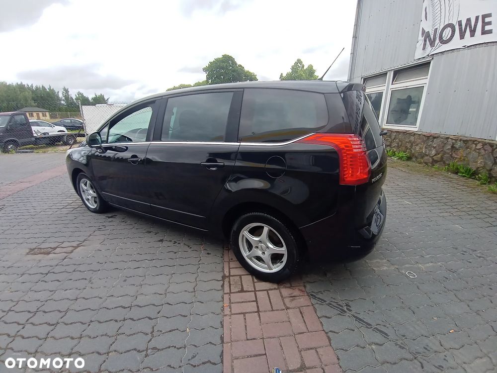 Peugeot 5008 HDI FAP 110 Access - 11