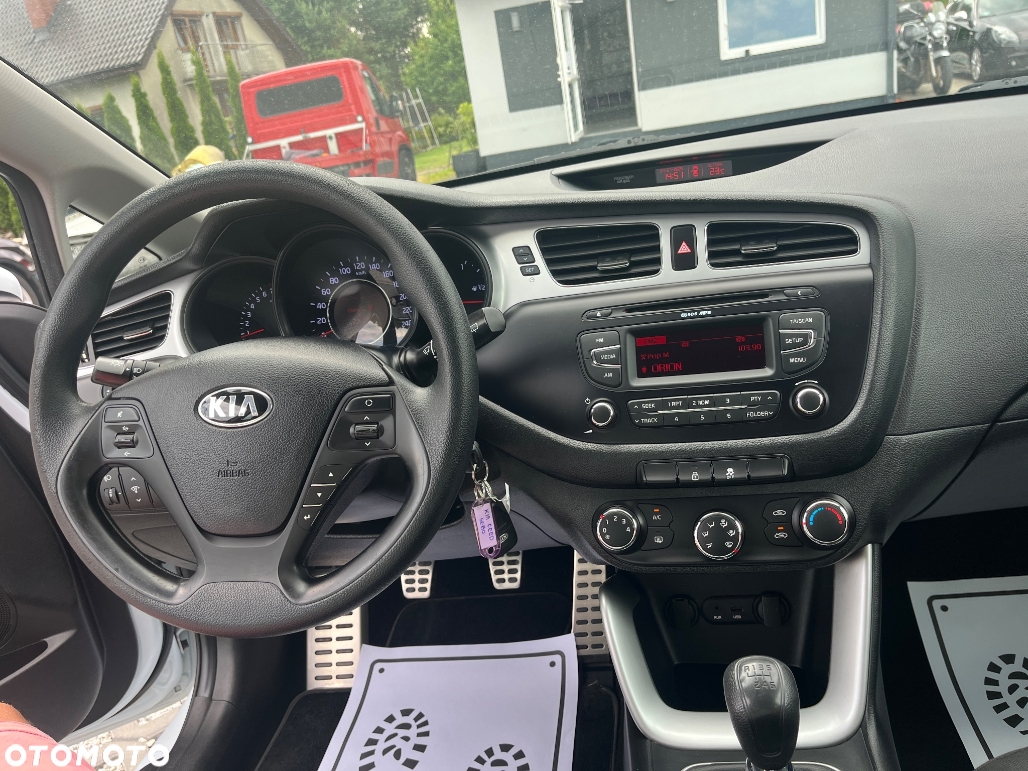 Kia Ceed - 23