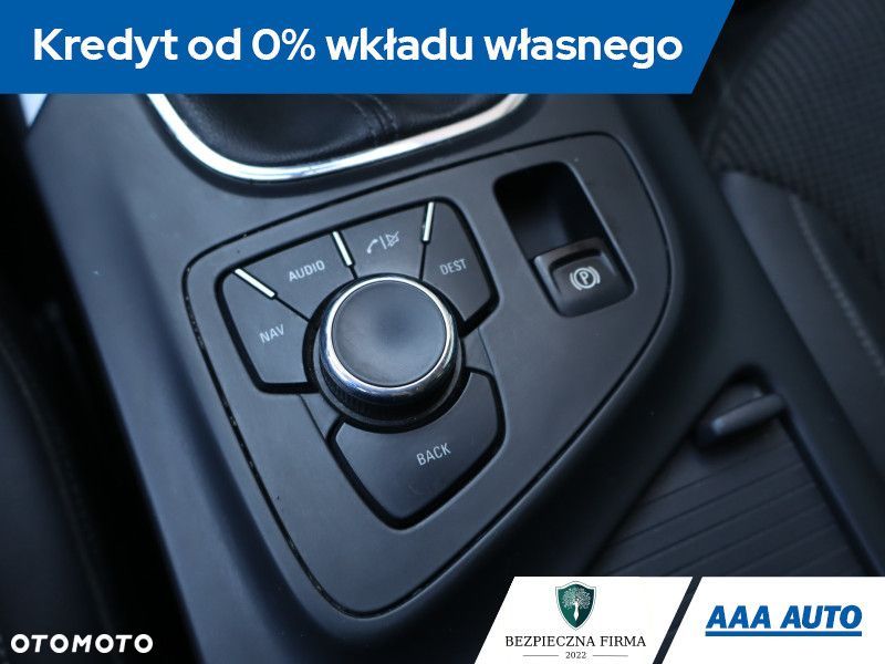 Opel Insignia - 14