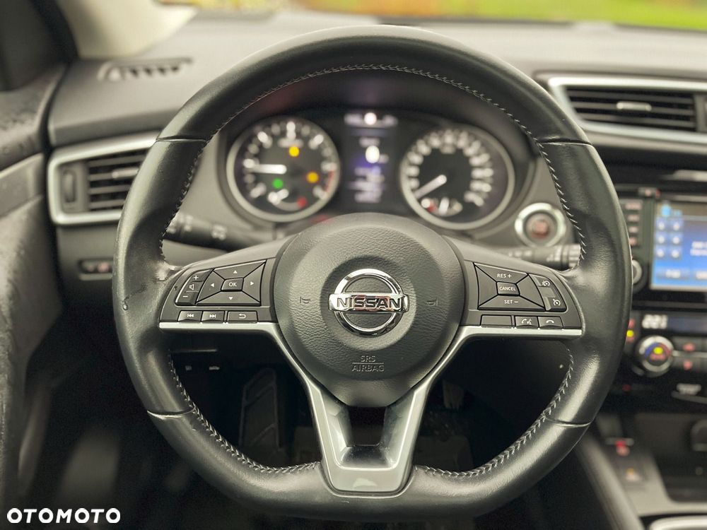 Nissan Qashqai 1.5 dCi N-Connecta - 17