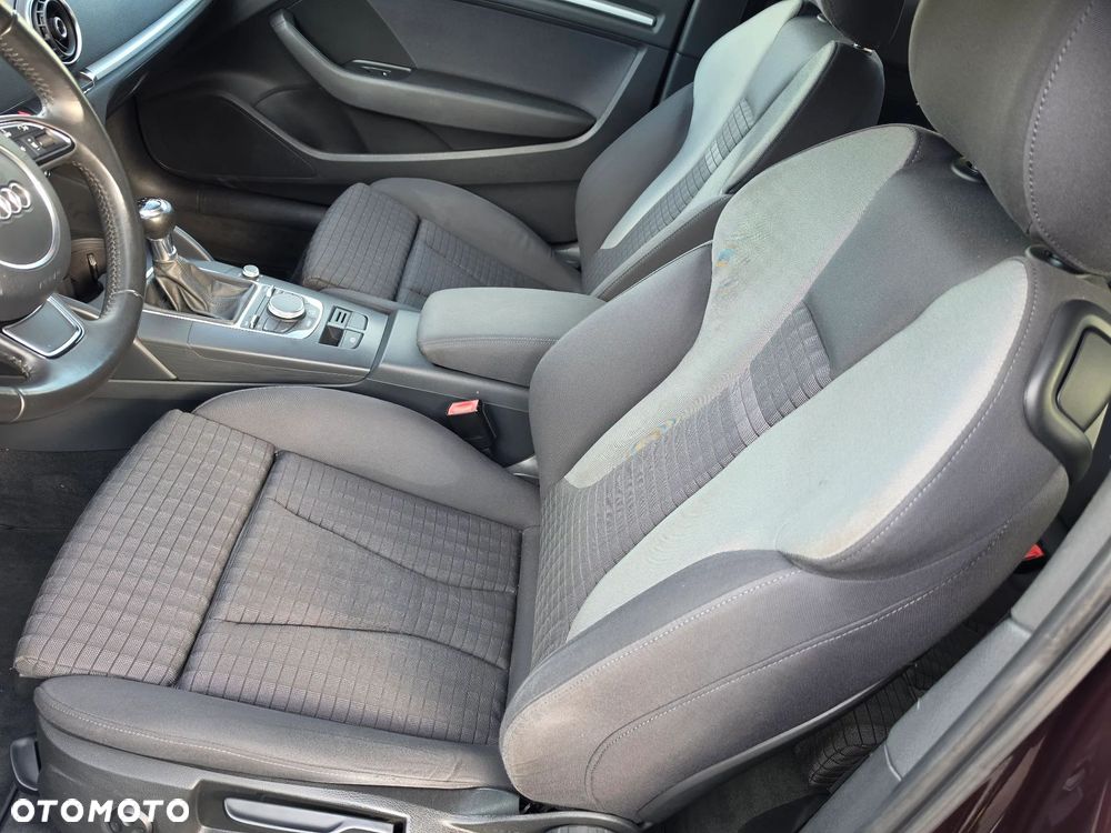 Audi A3 3-drzwiowe 1.4 TFSI S line Sportpaket - 27