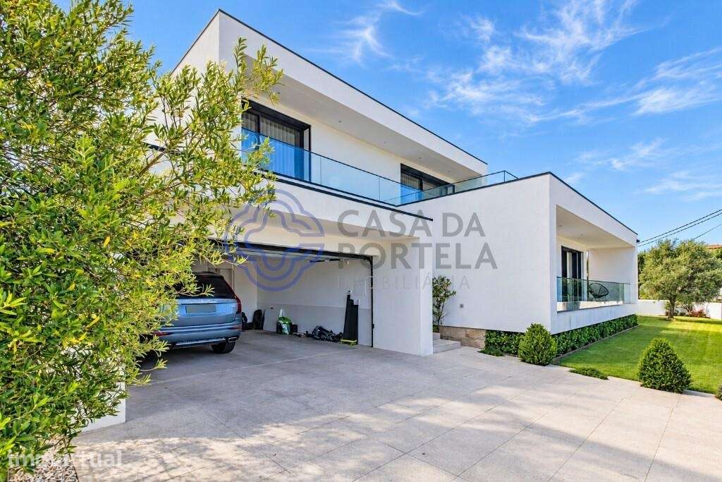 Moradia de Luxo T3 com Piscina | Grijó, Vila Nova de Gaia - Grande imagem: 3/60