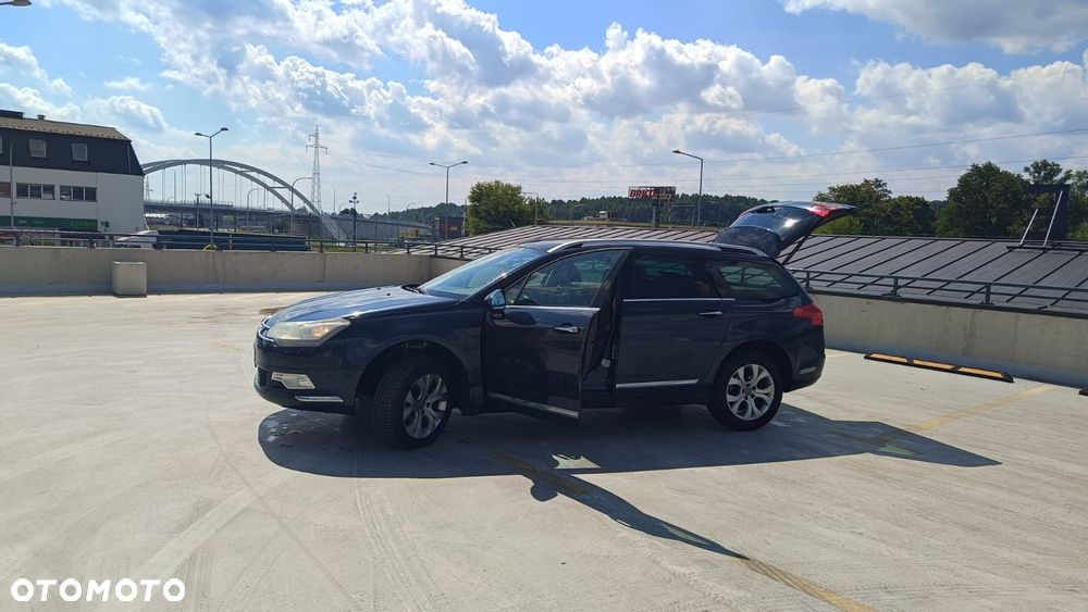 Citroën C5 HDi 135 FAP Exclusive - 4