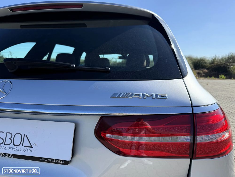Mercedes-Benz E 220 d AMG - 19