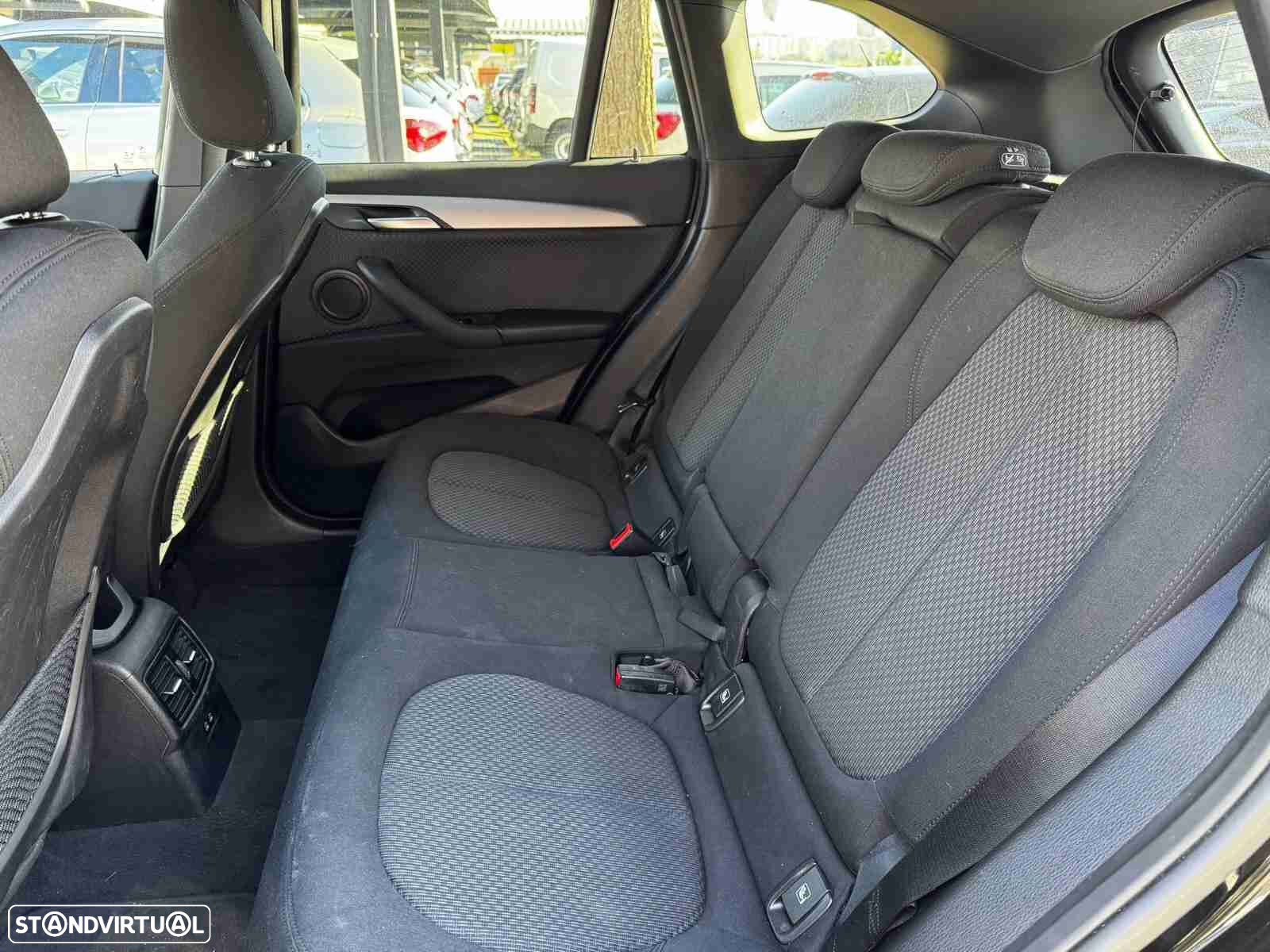 BMW X1 25 e xDrive - 10