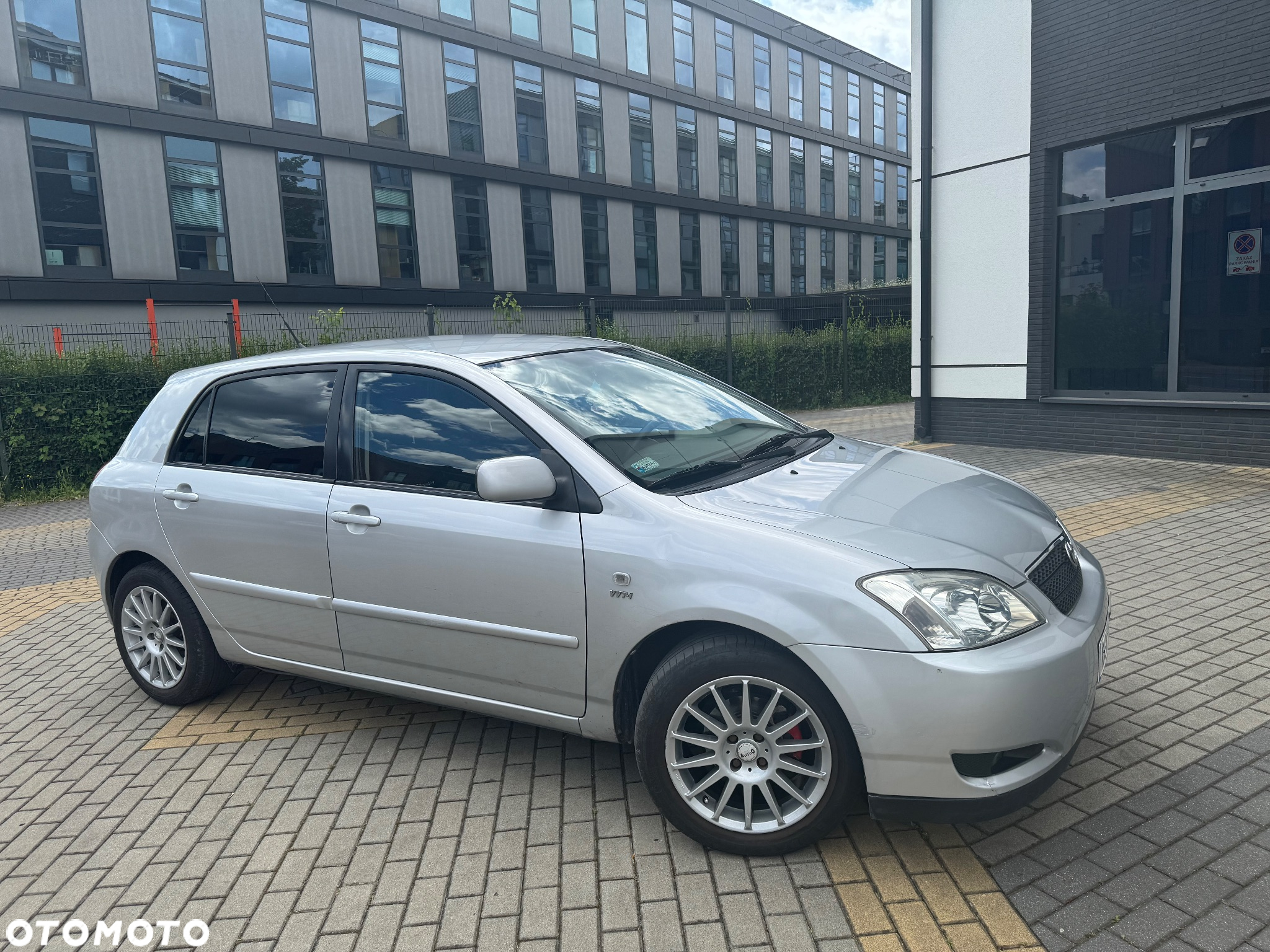 Toyota Corolla 1.6 VVT-i Sol - 9
