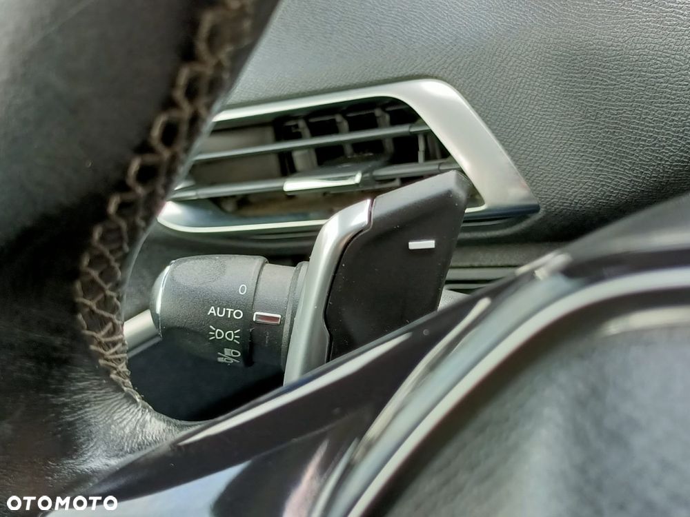 Peugeot 3008 1.2 PureTech GPF Crossway S&S EAT8 - 31