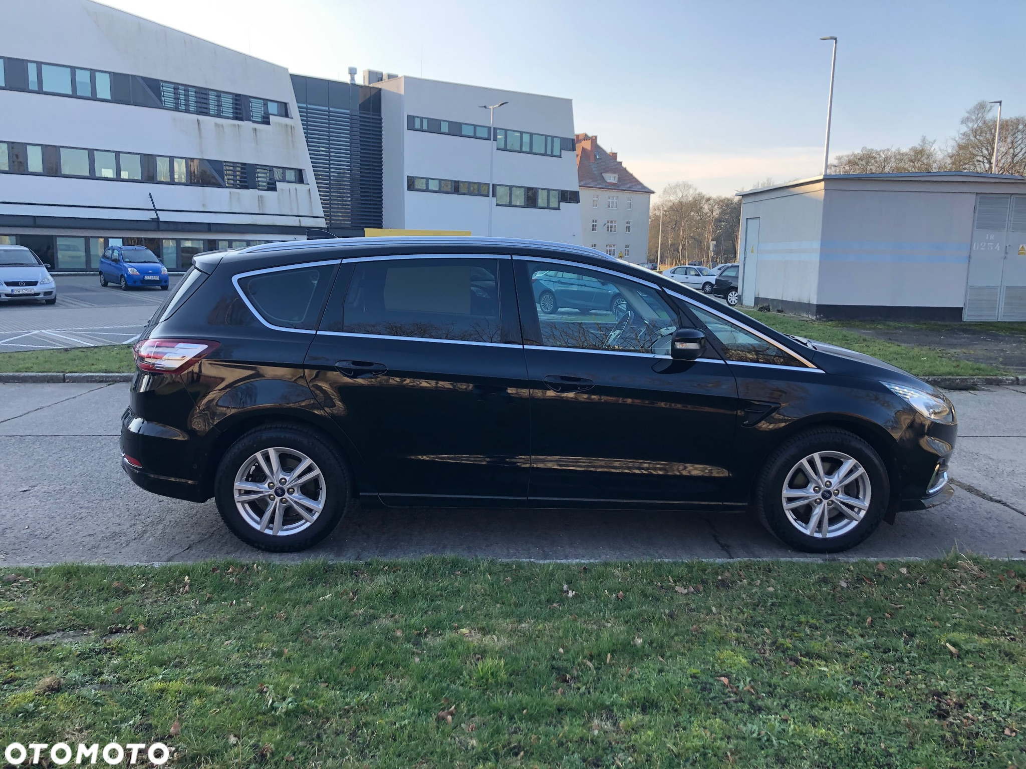 Ford S-Max 2.0 EcoBlue Titanium - 9