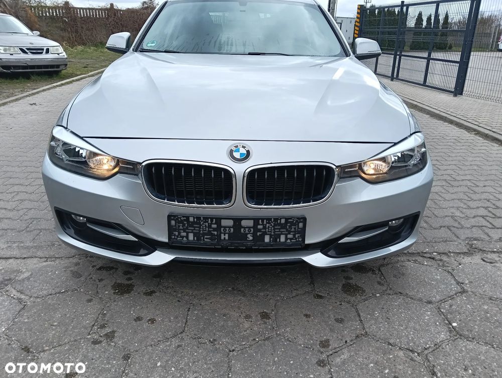 BMW Seria 3 318d DPF Edition Sport - 2