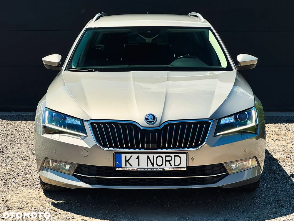 Skoda Superb 1.4 TSI ACT 4x4 Style - 4