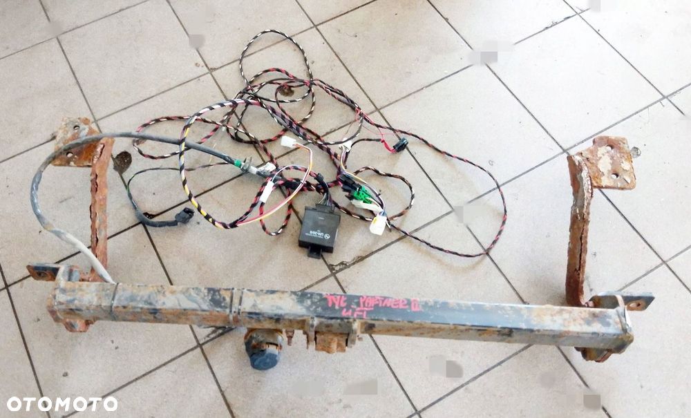 PEUGEOT PARTNER II LIFT HAK HOLOWNICZY WIĄZKA INSTALACJA - 1