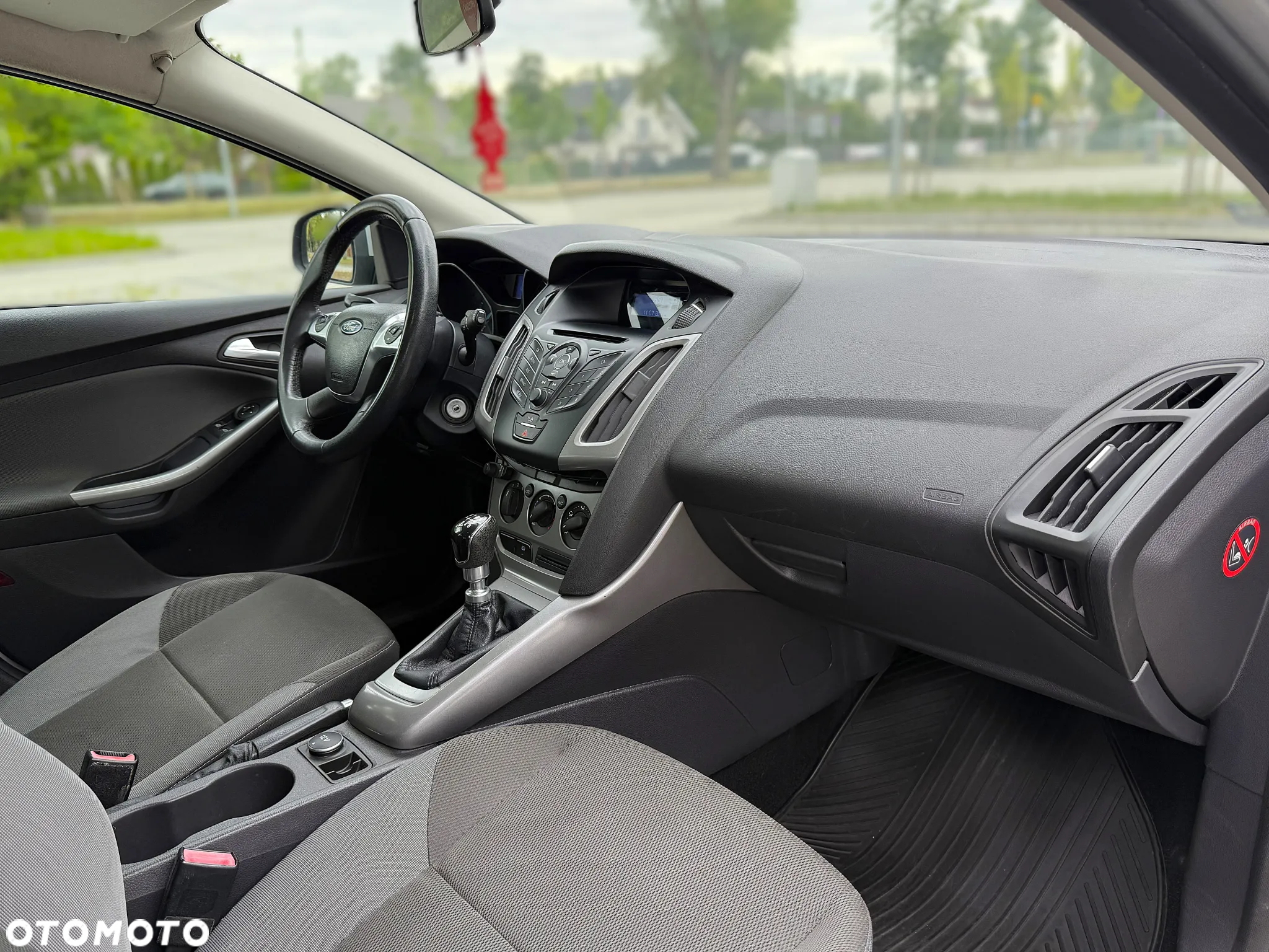 Ford Focus - 8