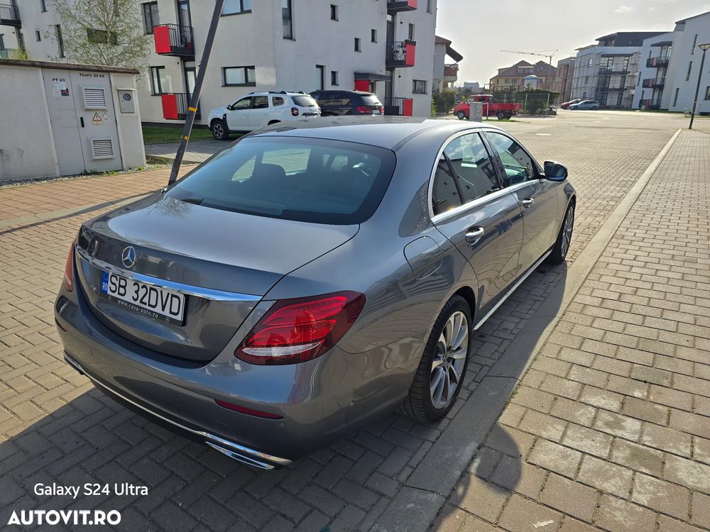 Mercedes-Benz E 200 d T 9G-TRONIC Exclusive - 4