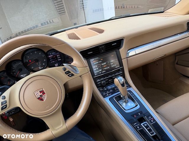 Porsche 911 Carrera PDK - 7