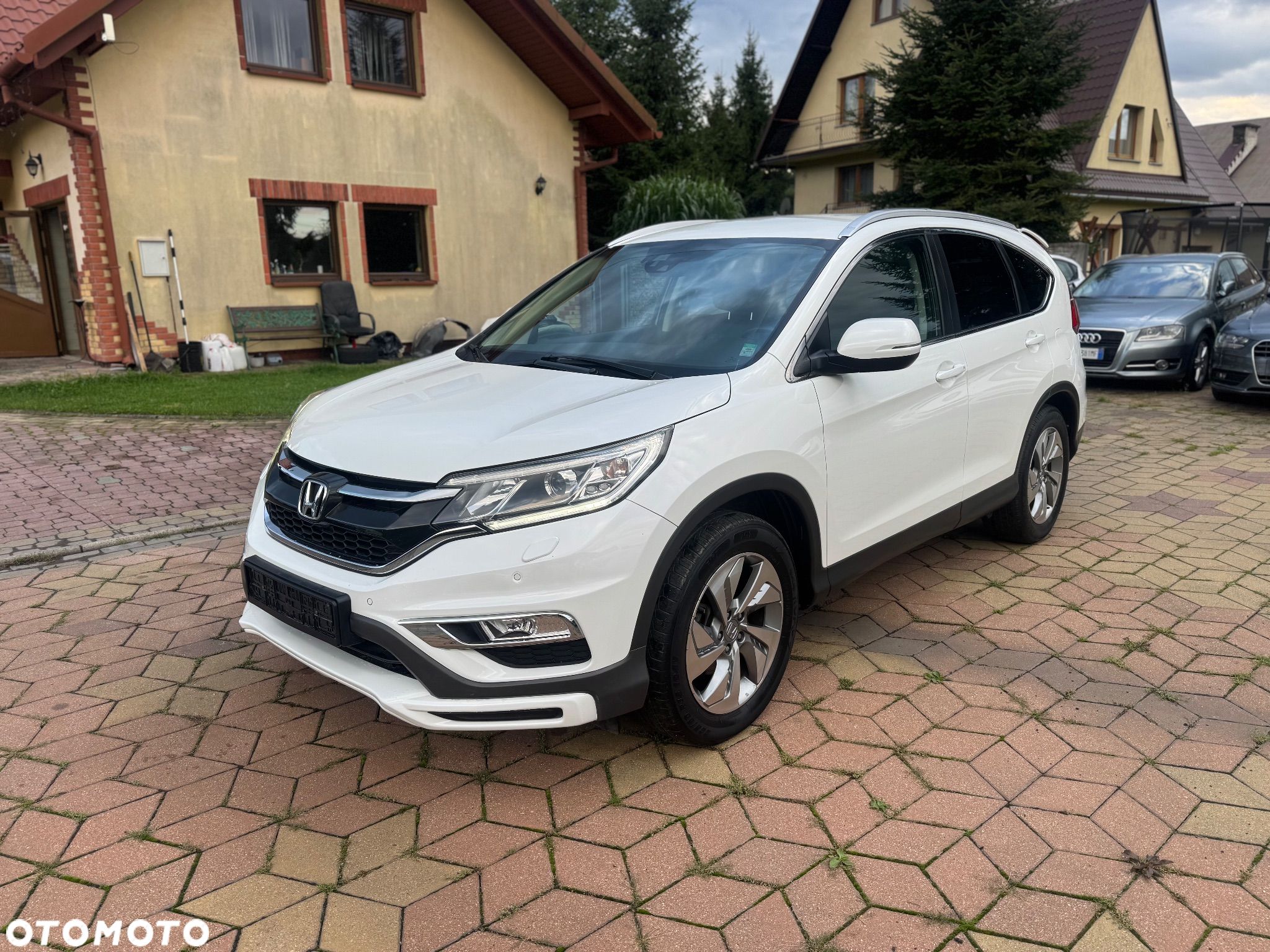 Honda CR-V - 1