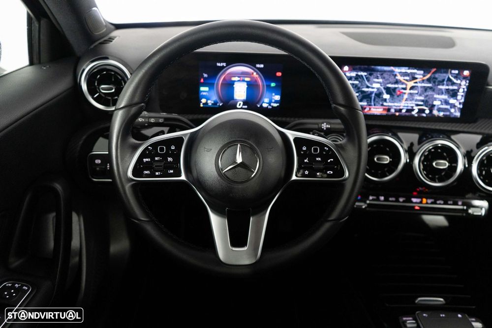 Mercedes-Benz A 250 e Progressive - 28