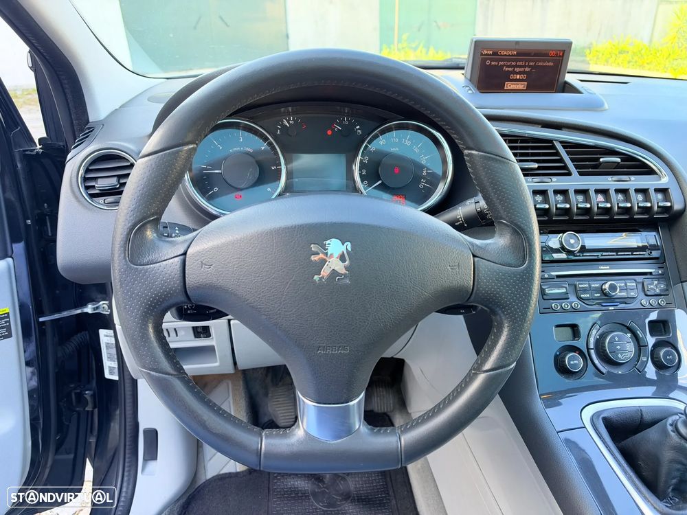 Peugeot 3008 1.6 HDi Executive - 23