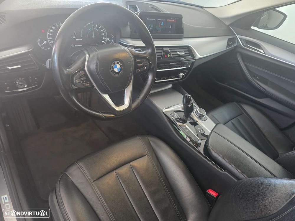 BMW 530 i Aut. - 10
