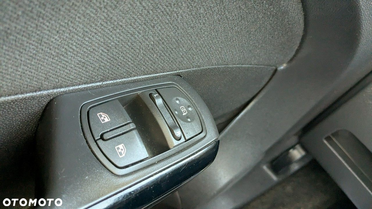 Opel Corsa - 33