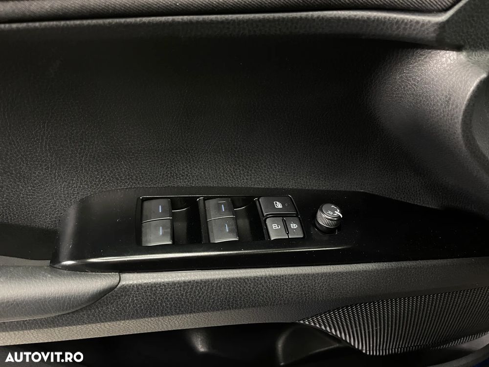 Toyota Camry 2.5 Business - 17