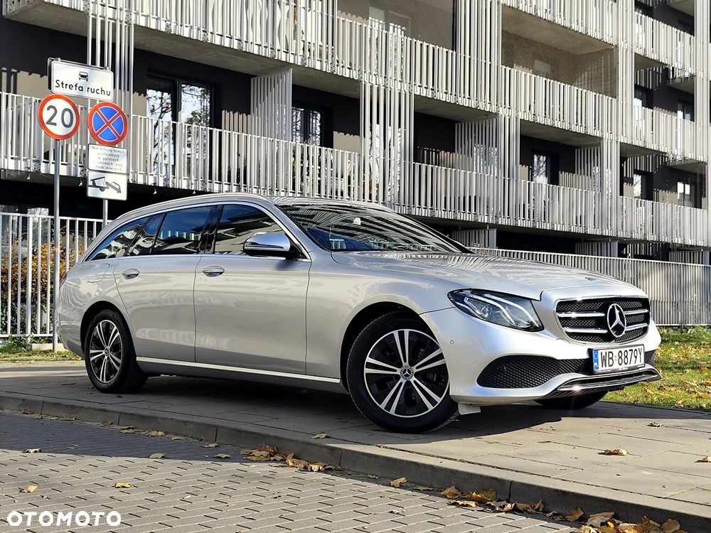 Mercedes-Benz Klasa E 220 d Business Edition - 5