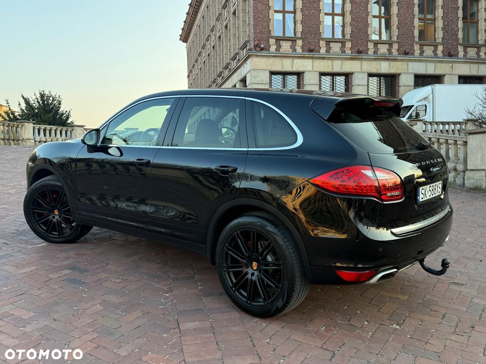 Porsche Cayenne - 6
