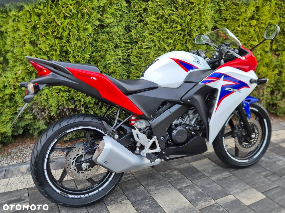 Honda CBR - 3