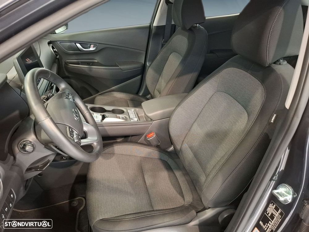 Hyundai Kauai EV 64 kWh Premium - 11