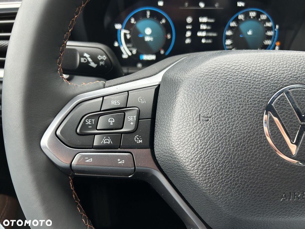 Volkswagen Amarok - 17